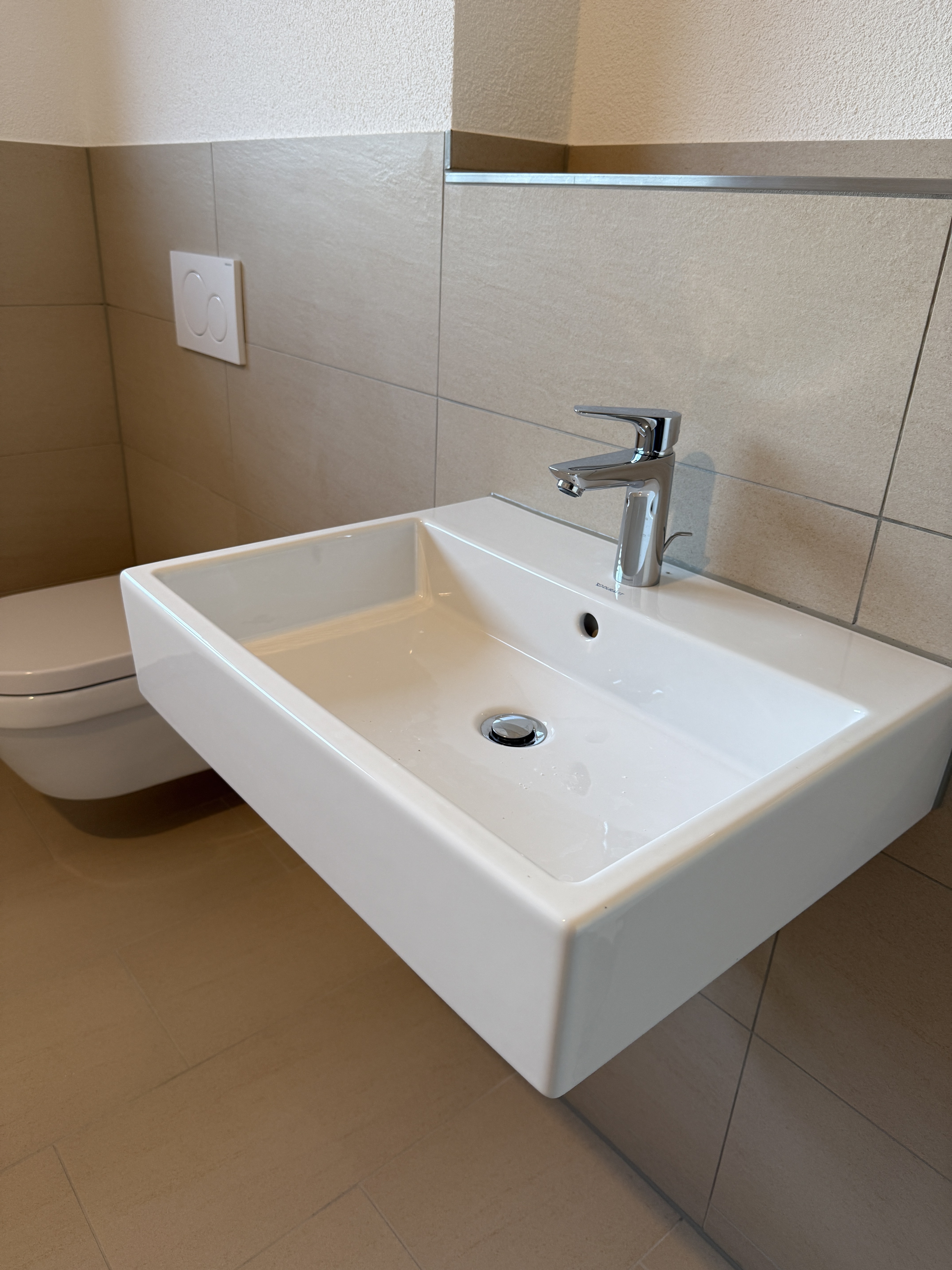 20251002 164024764 i OS